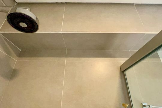 Comprar apartamento no Sumarezinho com 3 quartos e piscina no condomínio. — Banheiro