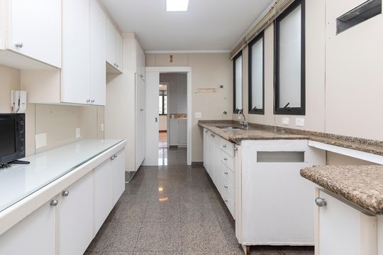 Apartamento à venda no Brooklin: 3 quartos, 2 suítes, aceita pets. — Cozinha