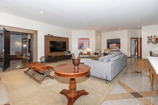 Apartamento à venda no Brooklin: 3 quartos, 2 suítes, aceita pets. — Salão de Festas