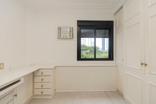 Apartamento à venda no Brooklin: 3 quartos, 2 suítes, aceita pets. — Quarto