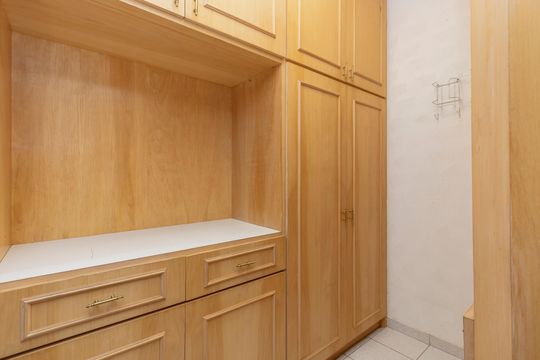 Apartamento à venda no Brooklin: 3 quartos, 2 suítes, aceita pets. — Quarto de Serviço