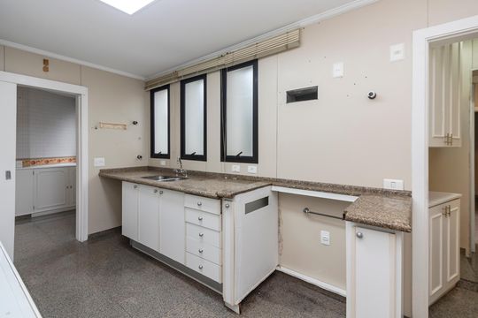 Apartamento à venda no Brooklin: 3 quartos, 2 suítes, aceita pets. — Cozinha