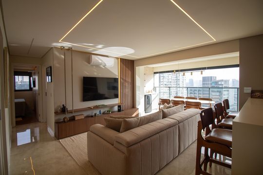 Apartamento mobiliado com 2 quartos e churrasqueira. Compra ideal com churrasqueira no condomínio. — foto 1