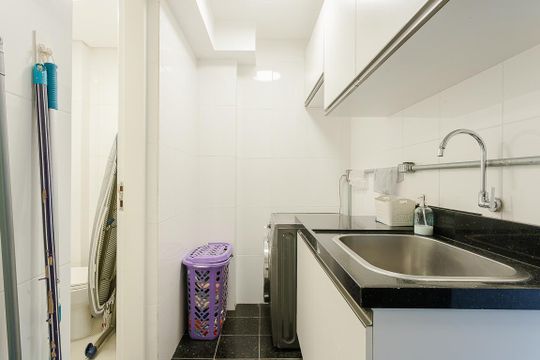 Apartamento no Jardim America com 2 quartos, 1 suíte e closet. Oportunidades de compra imperdíveis! — Área de Serviço