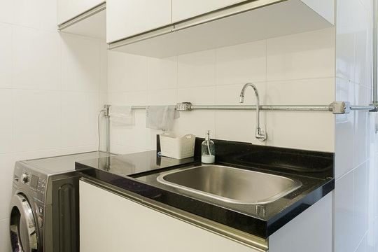 Apartamento no Jardim America com 2 quartos, 1 suíte e closet. Oportunidades de compra imperdíveis! — Área de Serviço