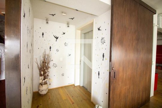 Apartamento à venda, com 233 m², 3 quartos e 4 vagas — Hall de Entrada