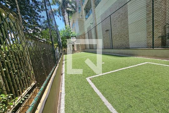 Apartamento à venda, com 233 m², 3 quartos e 4 vagas — Quadra