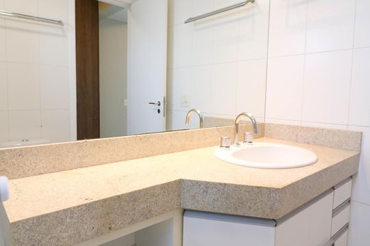 Comprar apartamento mobiliado no Brooklin com 3 suítes, academia e piscina no condomínio. — foto 47