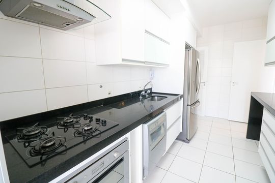 Comprar apartamento mobiliado no Brooklin com 3 suítes, academia e piscina no condomínio. — foto 15