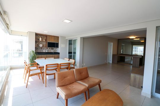 Comprar apartamento mobiliado no Brooklin com 3 suítes, academia e piscina no condomínio. — foto 9
