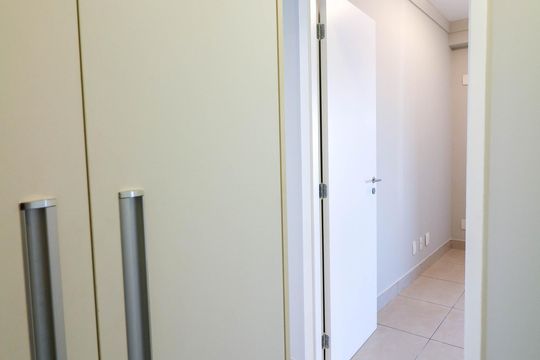 Comprar apartamento mobiliado no Brooklin com 3 suítes, academia e piscina no condomínio. — foto 29