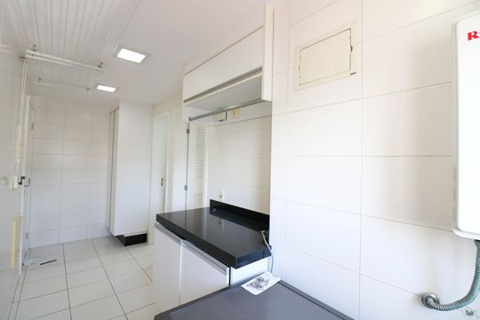 Comprar apartamento mobiliado no Brooklin com 3 suítes, academia e piscina no condomínio. — foto 18