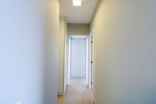 Comprar apartamento mobiliado no Brooklin com 3 suítes, academia e piscina no condomínio. — foto 27