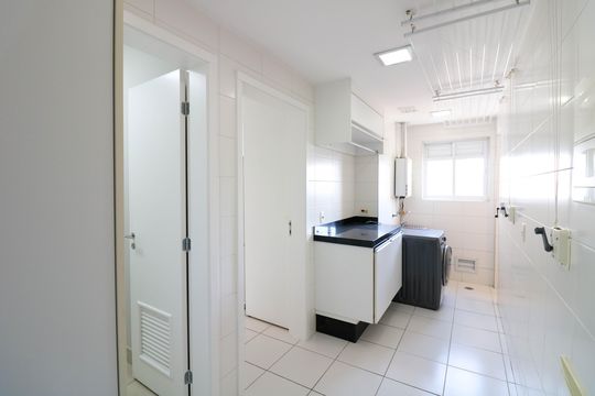 Comprar apartamento mobiliado no Brooklin com 3 suítes, academia e piscina no condomínio. — foto 16