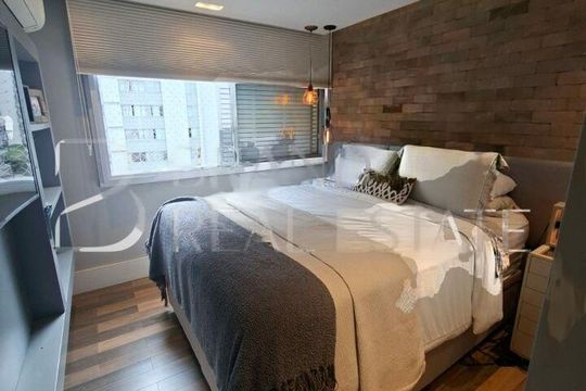 Apartamento mobiliado com 3 quartos, varanda e piscina. Ideal para comprar e aceitar animais. — foto 10
