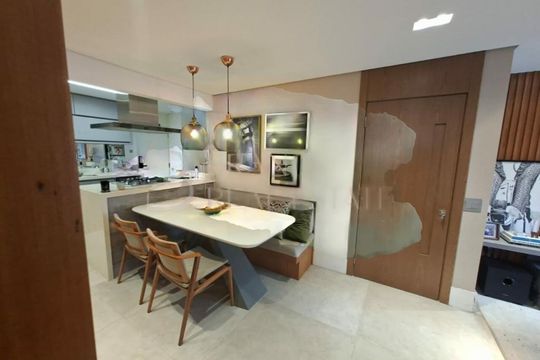 Apartamento mobiliado com 3 quartos, varanda e piscina. Ideal para comprar e aceitar animais. — foto 5