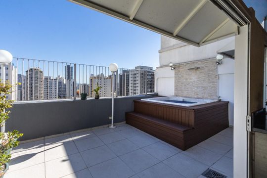 Compra de apartamento: 5 quartos, varanda, churrasqueira no condomínio. Animais permitidos. — Rooftop - Terraço