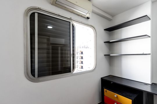 Compra de apartamento: 5 quartos, varanda, churrasqueira no condomínio. Animais permitidos. — Quarto 2