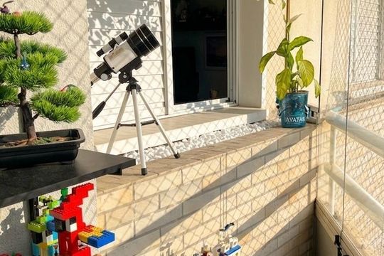 Apartamento na Vila Anglo Brasileira com 3 quartos, sendo 1 suíte, varanda e academia no condomínio. Compra ideal! — Varanda