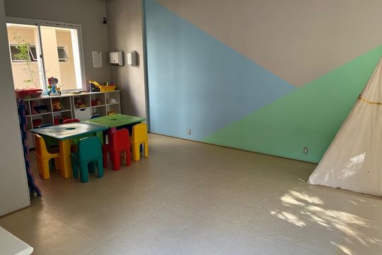 Apartamento na Vila Anglo Brasileira com 3 quartos, sendo 1 suíte, varanda e academia no condomínio. Compra ideal! — Área de Serviço