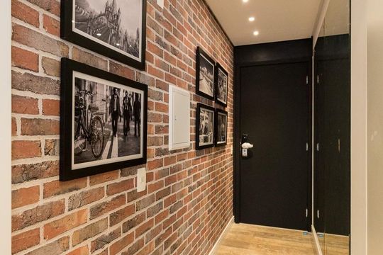 Comprar apartamento mobiliado na Vila Nova Conceição, 2 quartos, 1 suíte, piscina, churrasqueira, varanda gourmet. — Entrada social