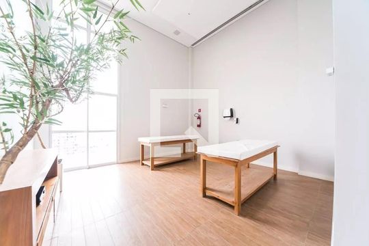 Comprar apartamento mobiliado na Vila Nova Conceição, 2 quartos, 1 suíte, piscina, churrasqueira, varanda gourmet. — Spa