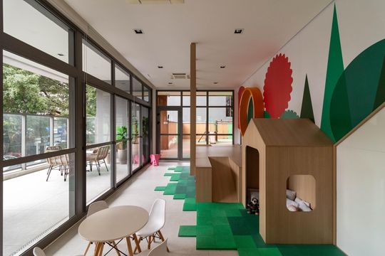 Venda de apartamento mobiliado, 2 quartos, com closet. — Área Comum