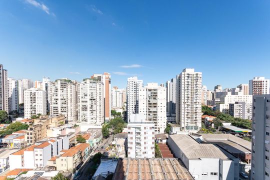 Venda de apartamento mobiliado, 2 quartos, com closet. — Vista