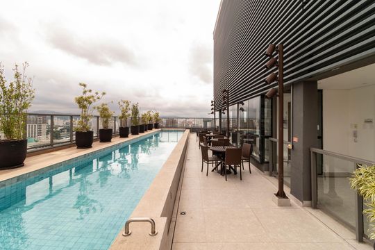 Venda de apartamento mobiliado, 2 quartos, com closet. — Área Comum