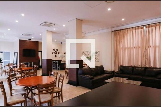 Comprar apartamento em Perdizes com 4 quartos, piscina, quintal e closet. Mobiliado. — Salão de Festas