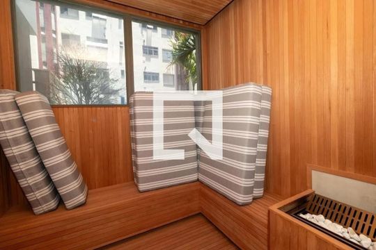 Comprar apartamento em Perdizes com 4 quartos, piscina, quintal e closet. Mobiliado. — Sauna