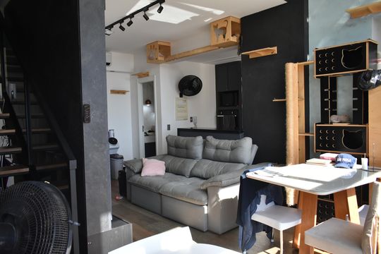 Apartamento com 2 quartos para comprar. Ideal para quem busca conforto e praticidades. — Sala