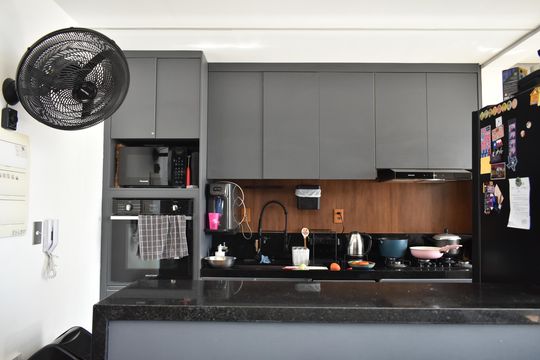 Apartamento com 2 quartos para comprar. Ideal para quem busca conforto e praticidades. — Cozinha
