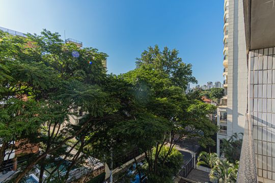 Venda de apartamento mobiliado com 2 quartos e churrasqueira no condomínio. — foto 6