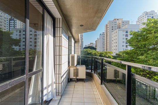 Venda de apartamento mobiliado com 2 quartos e churrasqueira no condomínio. — foto 3