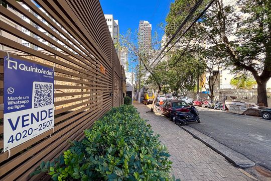 Apartamento com 3 quartos, 1 suíte. Aceitamos compra. Animais de estimação permitidos. — fachada do predio