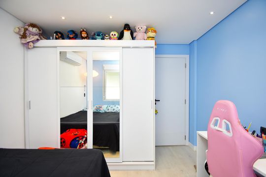 Apartamento com 3 quartos, 1 suíte. Aceitamos compra. Animais de estimação permitidos. — quarto 1