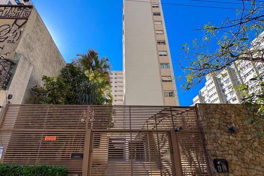 Apartamento com 3 quartos, 1 suíte. Aceitamos compra. Animais de estimação permitidos. — fachada do predio