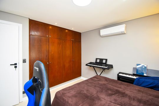 Apartamento com 3 quartos, 1 suíte. Aceitamos compra. Animais de estimação permitidos. — quarto 2