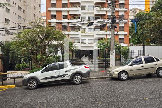 Venda de apartamento mobiliado em Perdizes, com 3 quartos. — Fachada