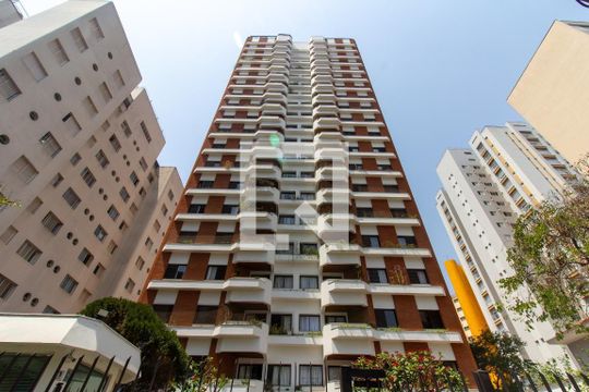 Venda de apartamento mobiliado em Perdizes, com 3 quartos. — Fachada do Prédio