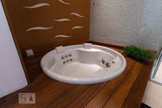 Venda de apartamento mobiliado com 4 quartos, 2 suítes. — Spa