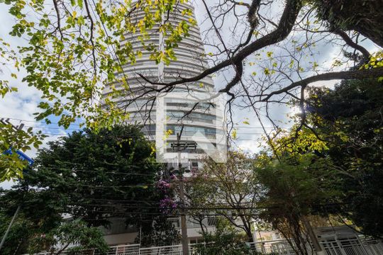 Venda de apartamento mobiliado com 4 quartos, 2 suítes. — Fachada