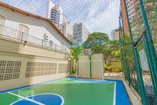 Venda de apartamento mobiliado em Pompeia com 4 quartos, closet e piscina no condomínio. — Quadra Esportiva