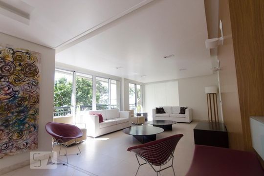 Venda de apartamento mobiliado em Pompeia com 4 quartos, closet e piscina no condomínio. — Área comum