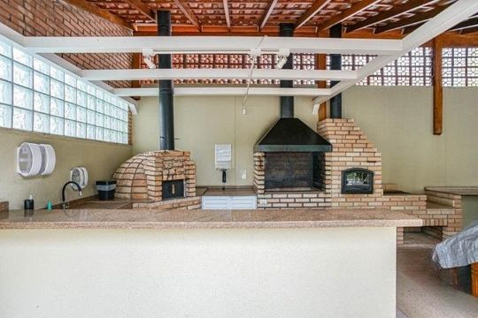 Apartamento mobiliado com 3 quartos, varanda e churrasqueira. Ideal para compra. — foto 6