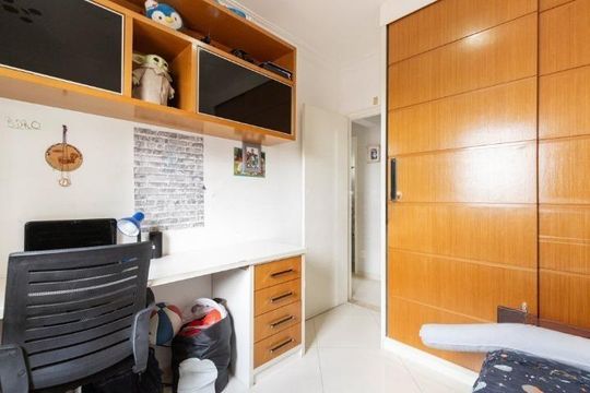 Apartamento mobiliado com 3 quartos, varanda e churrasqueira. Ideal para compra. — foto 18