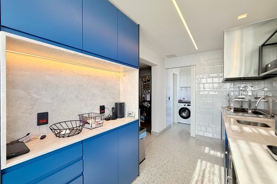 Comprar apartamento mobiliado com 4 quartos, academia no condomínio e aceita pets. — Varanda Gourmet