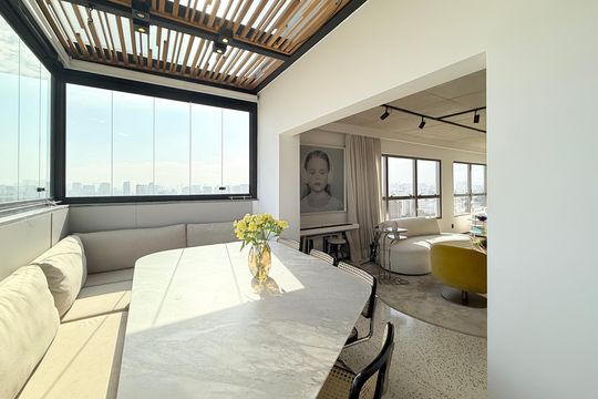Comprar apartamento mobiliado com 4 quartos, academia no condomínio e aceita pets. — Varanda Gourmet