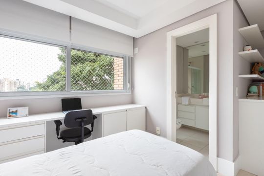 Apartamento à venda, com 235 m², 4 quartos e 4 vagas — foto 12